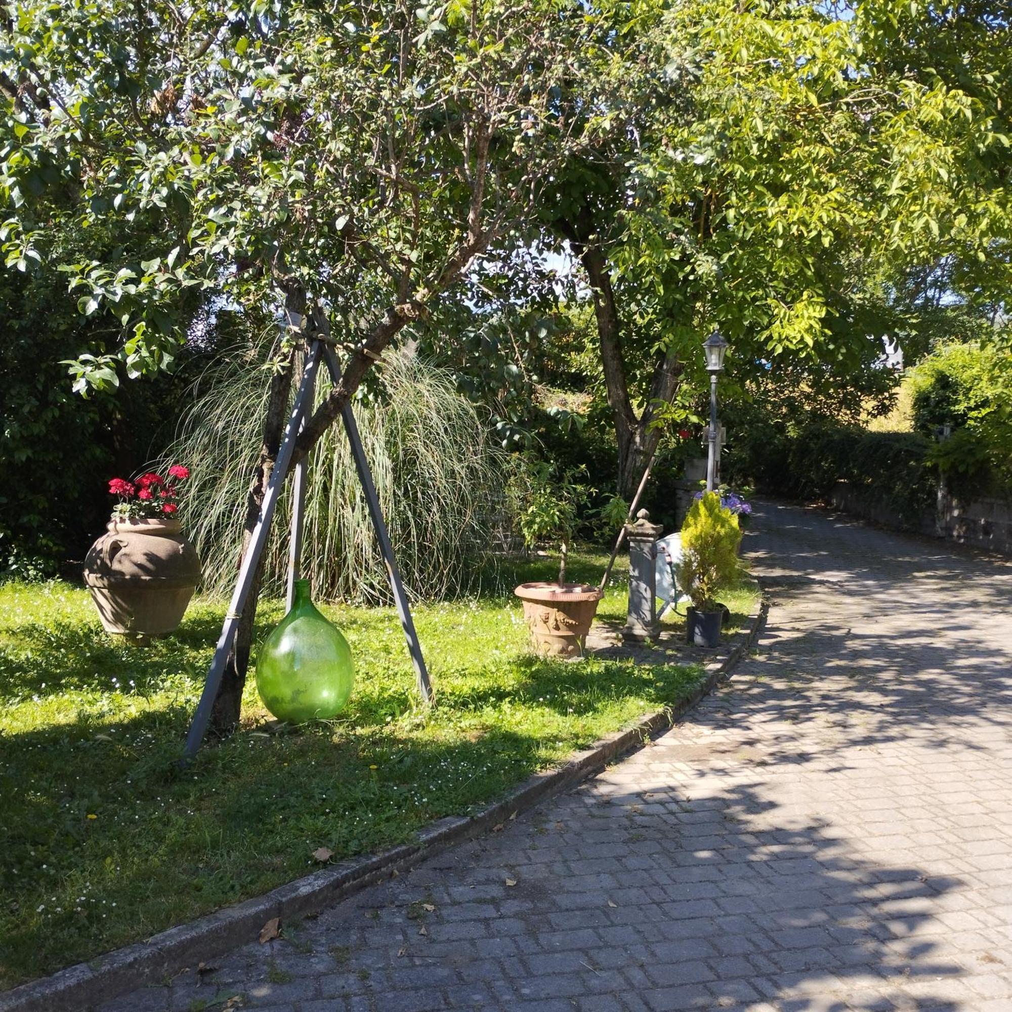 דירות פופי Casa Ugo מראה חיצוני תמונה